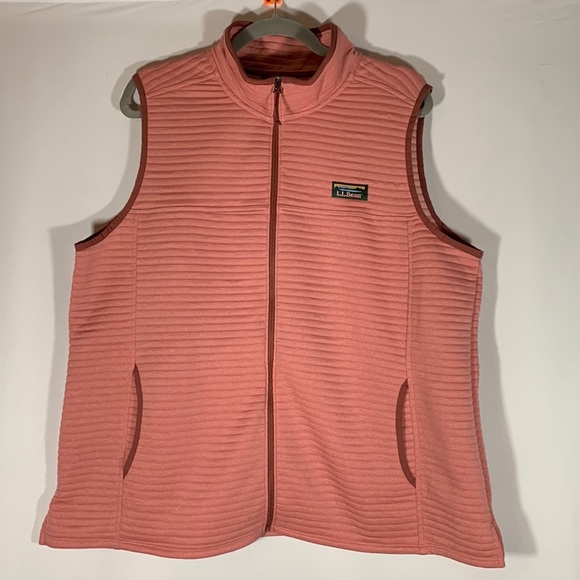 L.L. Bean Jackets & Blazers - L.L Bean Pink Ribbed Zip-Up Sweater Vest